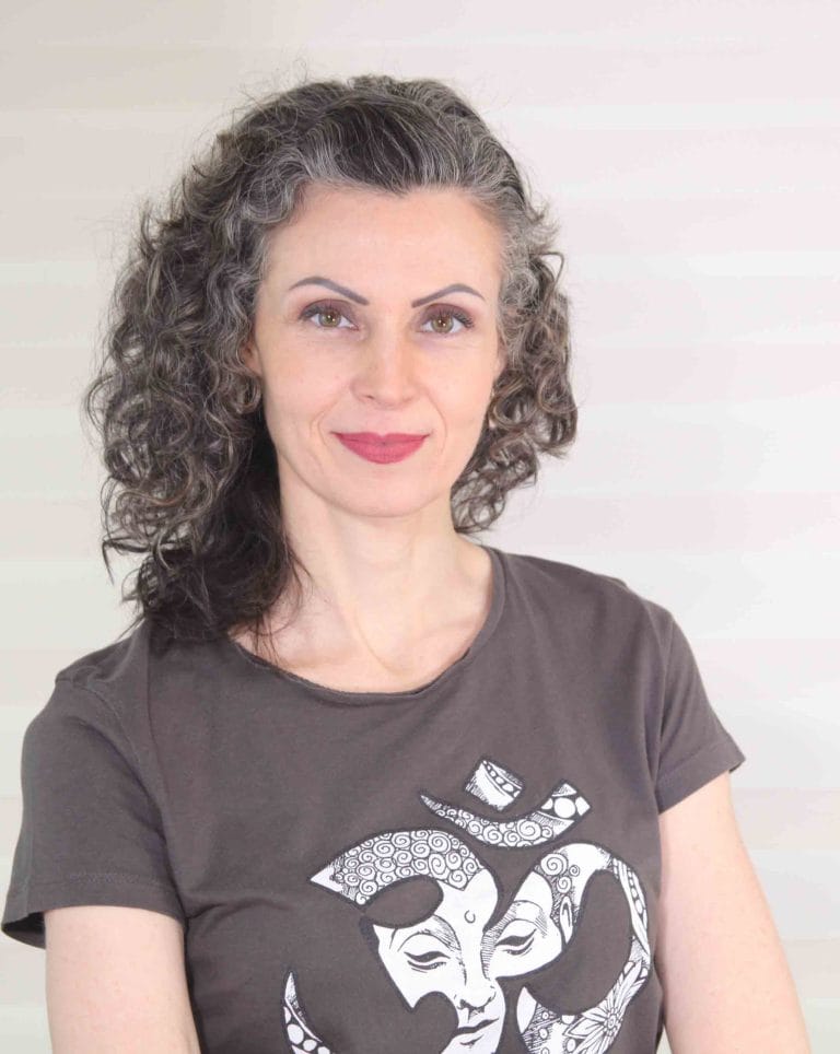 Ambra Alcaide Sequoia Red