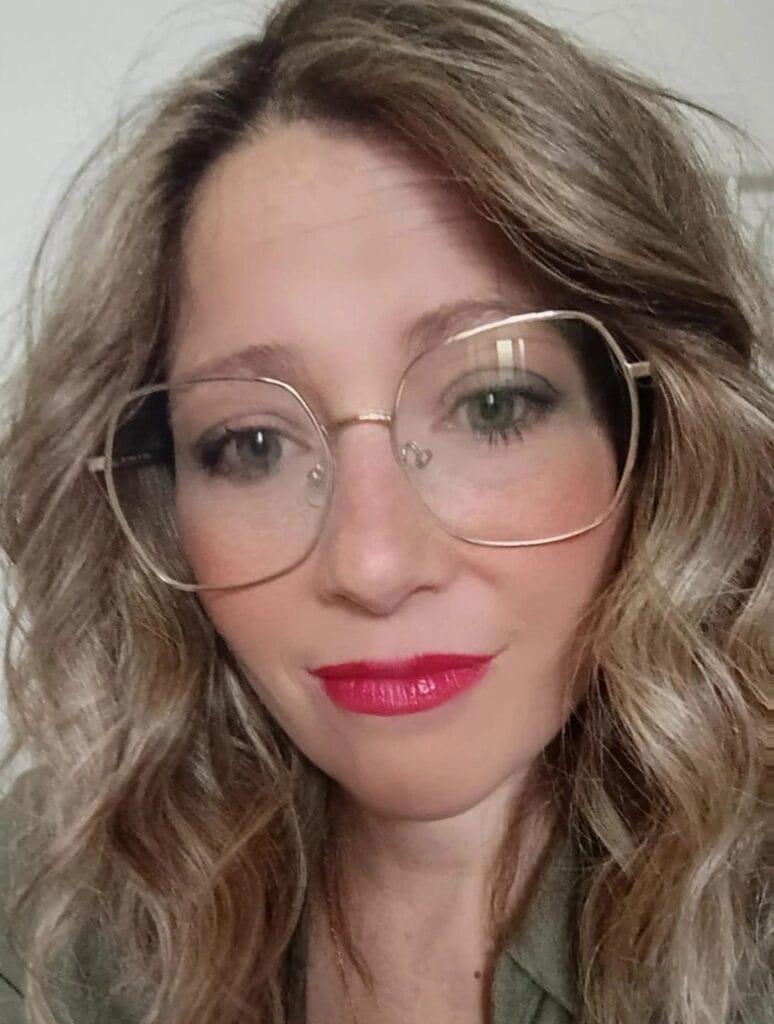 Tania Rodríguez Calleja Sequoia Red